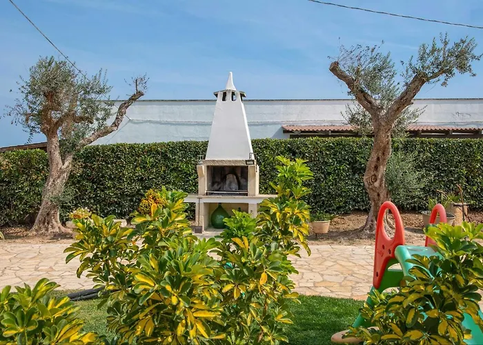 Casetta Degli Ulivi אוג'אנו לה קייזה